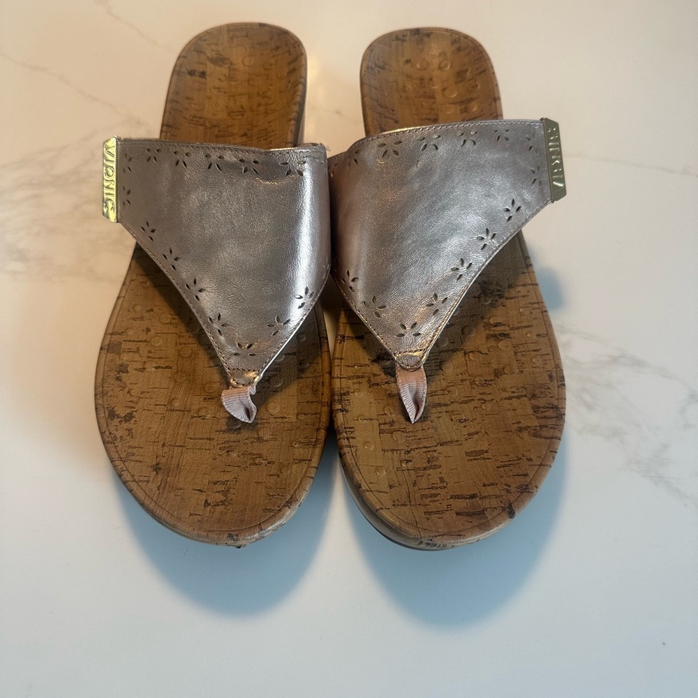 Vionic Anitra Rose Gold Wedge Sandal size 12